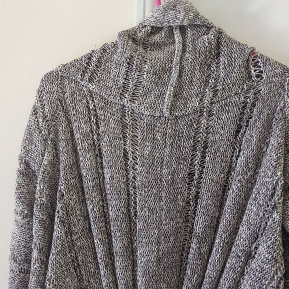 BCBGMAXAZRIA Jane Oversized Heavy Knit Sweater Cardigan Ruched Back Size S - Picture 14 of 16